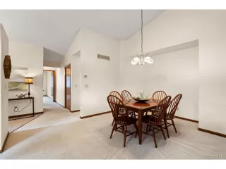 Photo #3: 7094618 Listing