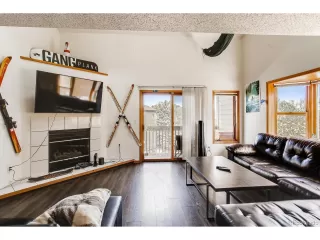 Photo #5: 7099565 Listing