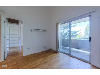 Photo #3: 7108303 Listing