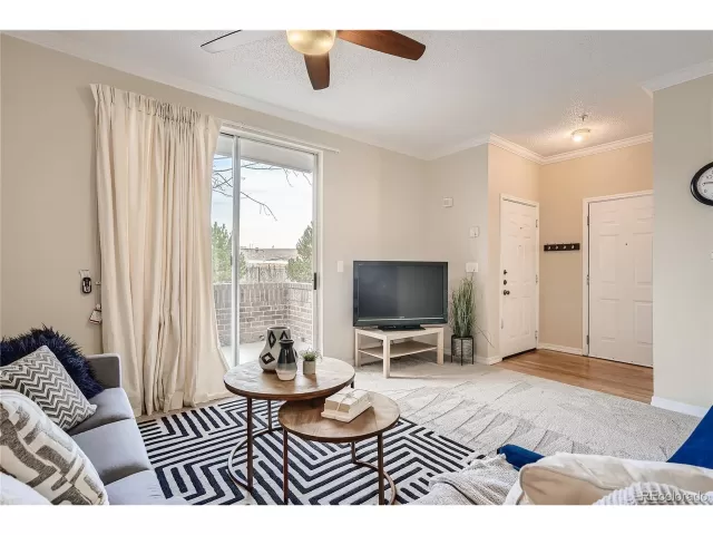 MLS: 7111695 Condo For Sale