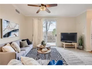 Photo #5: 7111695 Listing