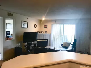 Photo #6: 7112101 Listing