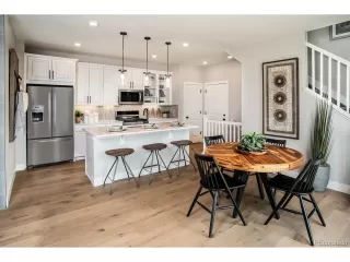 Photo #1: 7134301 Listing