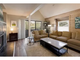 Photo #5: 7140310 Listing