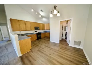 Photo #2: 7144341 Listing 