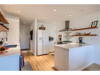 Photo #5: 7151020 Listing