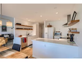 Photo #6: 7151020 Listing