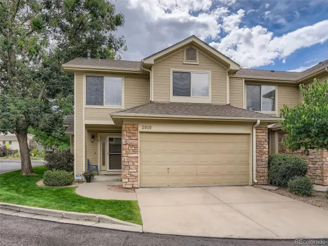MLS: 7152694 Condo For Sale