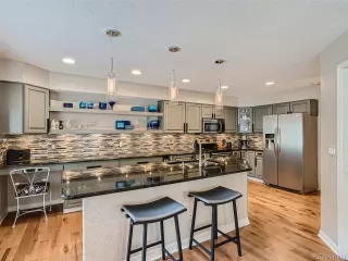 Photo #6: 7152694 Listing