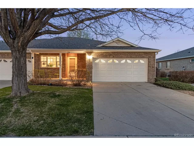 MLS: 7153884 Condo For Sale