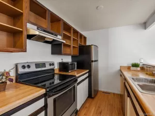 Photo #5: 7161299 Listing