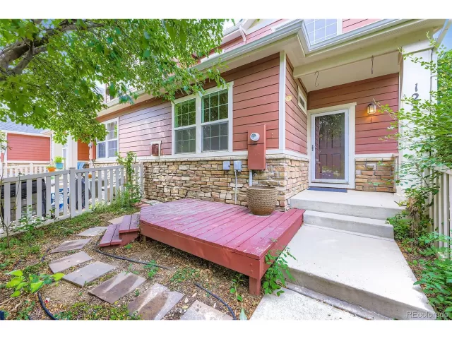 MLS: 7184053 Condo For Sale