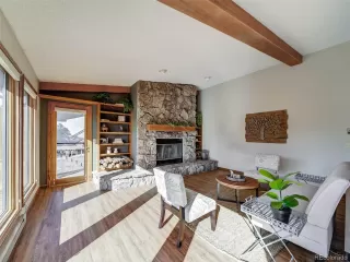 Photo #5: 7206982 Listing