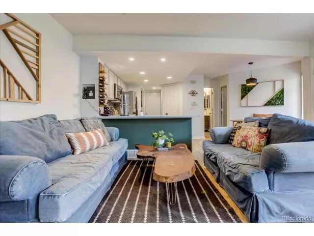 MLS: 7223561 Condo For Sale