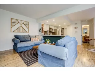 Photo #3: 7223561 Listing