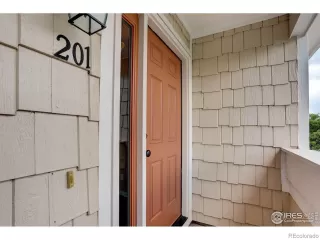 Photo #1: 7274059 Listing 