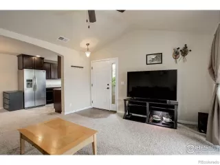 Photo #3: 7274059 Listing 