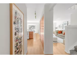 Photo #4: 7306248 Listing