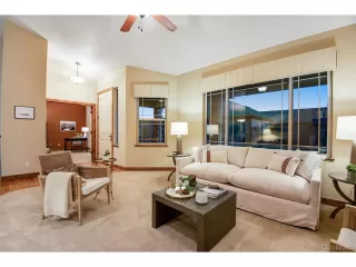 Photo #6: 7317419 Listing