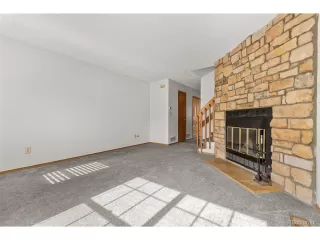 Photo #5: 7319859 Listing