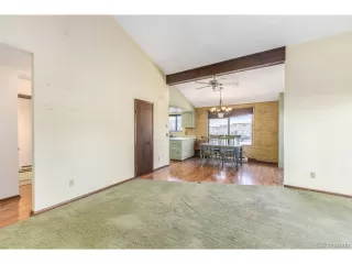 Photo #3: 7328423 Listing