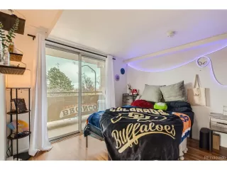 Photo #5: 7340666 Listing