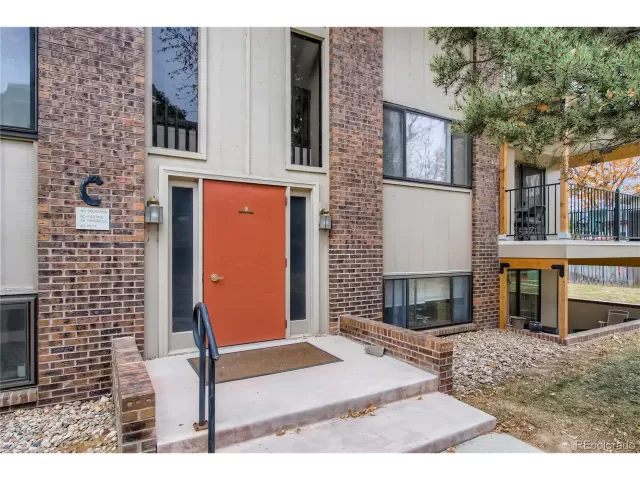 MLS: 7375458 Condo For Sale