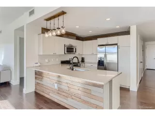 Photo #3: 7391685 Listing