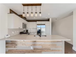 Photo #4: 7391685 Listing