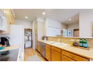 Photo #5: 7393048 Listing