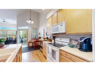 Photo #6: 7393048 Listing