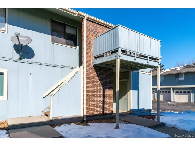 MLS: 7400796 Condo For Sale