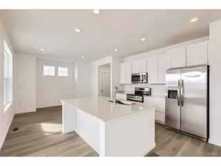 Photo #2: 7411778 Listing