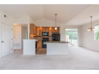 Photo #3: 7412047 Listing