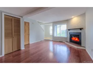 Photo #6: 7428091 Listing