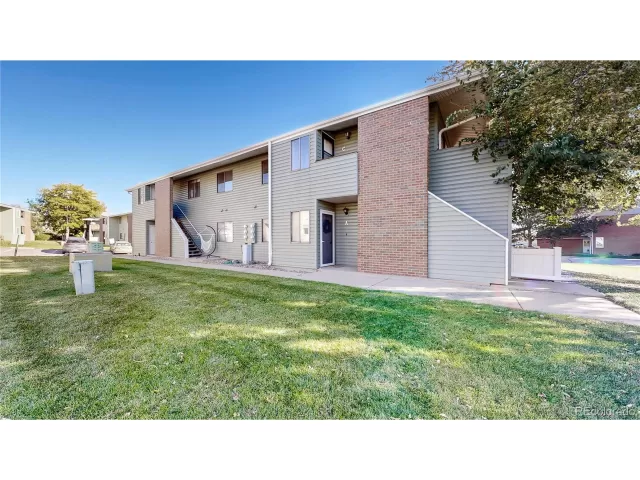 MLS: 7431217 Condo For Sale