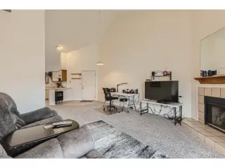 Photo #4: 7454700 Listing 