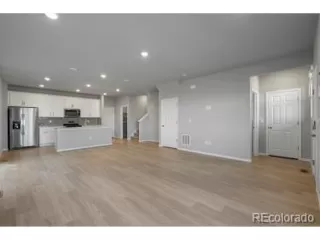 Photo #2: 7459845 Listing