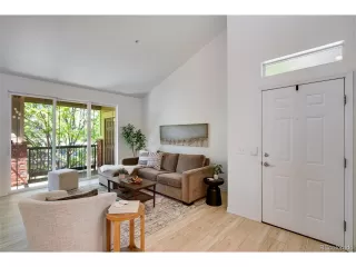 Photo #3: 7463941 Listing