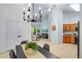 Photo #4: 7463941 Listing