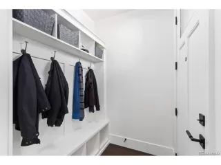 Photo #3: 7468754 Listing