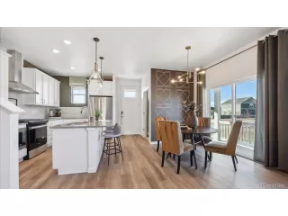 Photo #6: 7477280 Listing