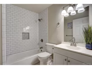 Photo #6: 7480801 Listing