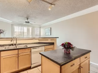 Photo #3: 7481517 Listing