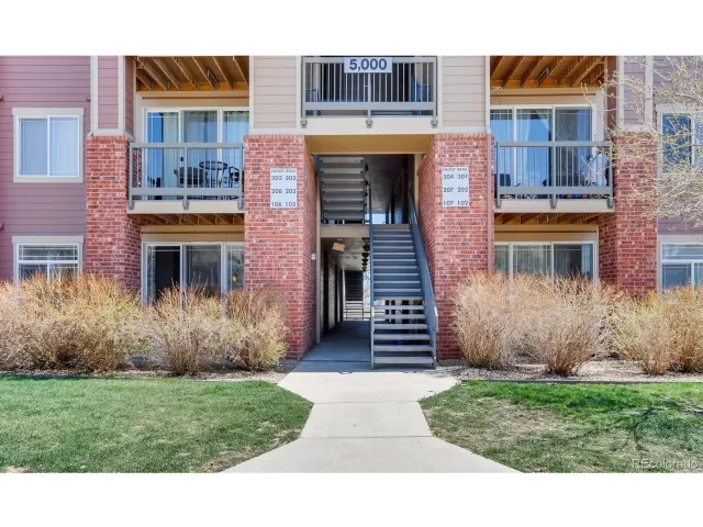 MLS: 7495711 Condo For Sale