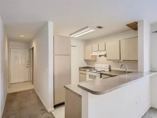 Photo #2: 7535846 Listing