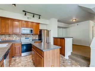 Photo #3: 7547990 Listing