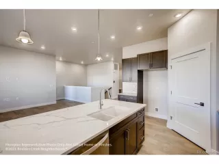 Photo #5: 7554781 Listing