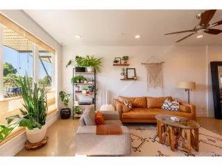 Photo #2: 7555351 Listing