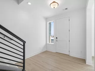 Photo #2: 7561861 Listing